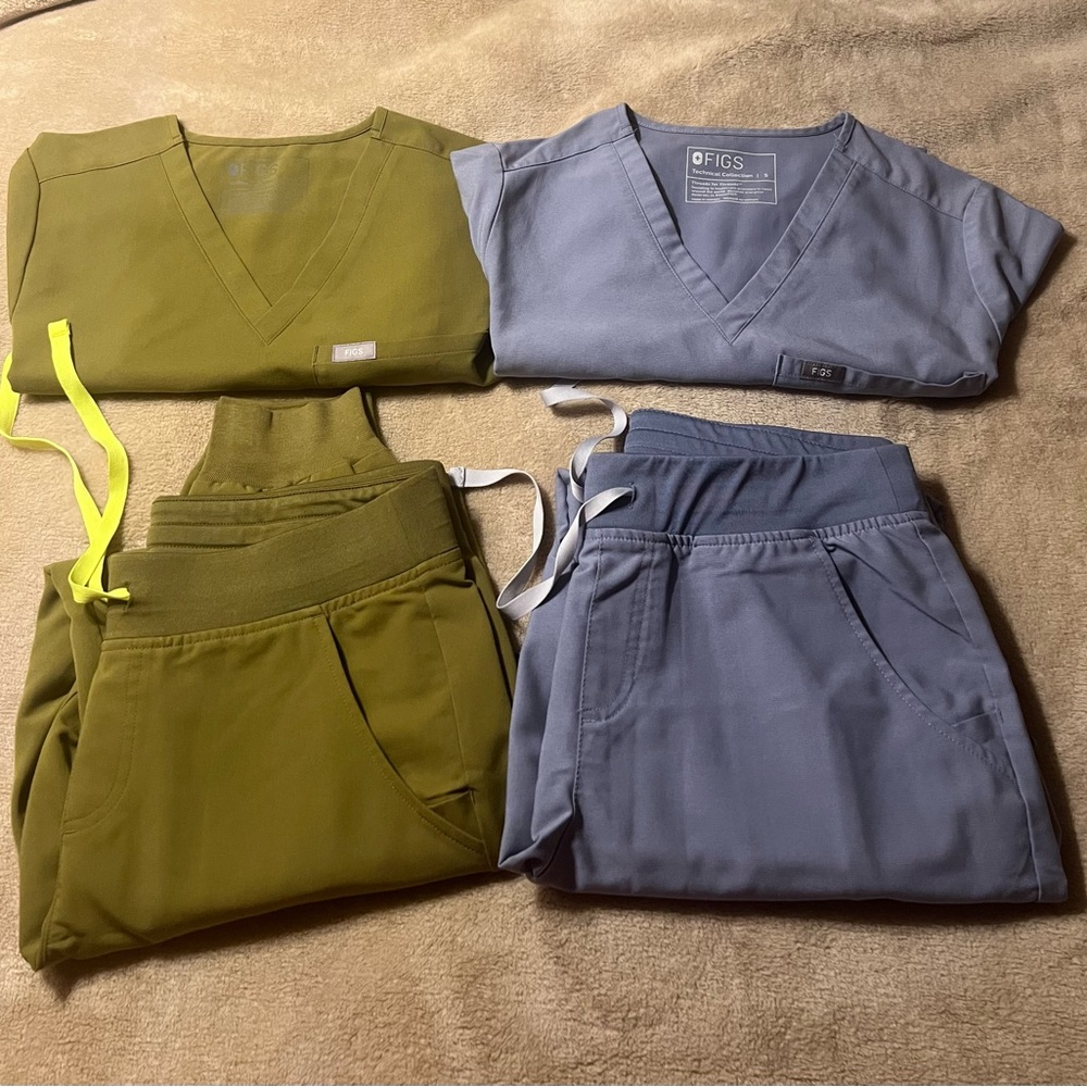 Women’s Figs Scrubs